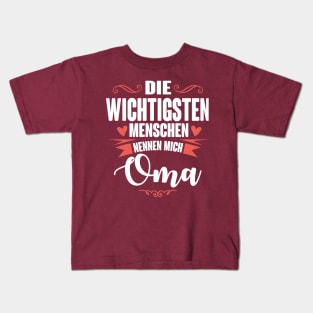 Die wichtigsten nennen mich oma (white) Kids T-Shirt